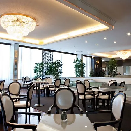 호텔 Atahotel Executive 4*