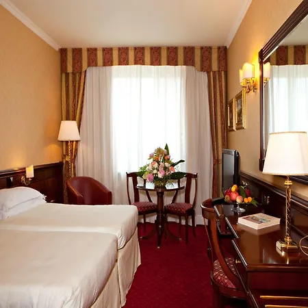 호텔 Atahotel Executive 4*