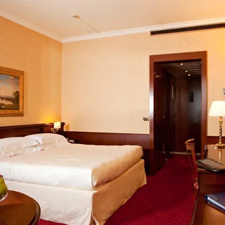 Atahotel Executive 호텔