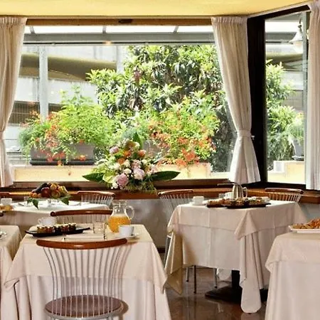 Atahotel Executive 밀라노