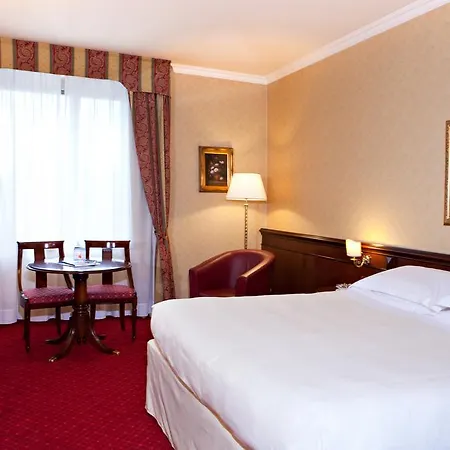 Atahotel Executive 4* ミラノ