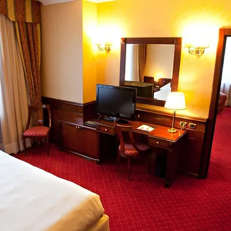 Atahotel Executive 4*
