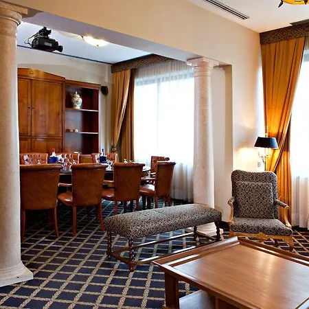 Hotel Atahotel Executive