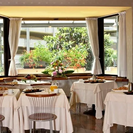 Szálloda Atahotel Executive Milánó