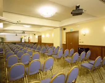 Atahotel Executive 4* Milánó